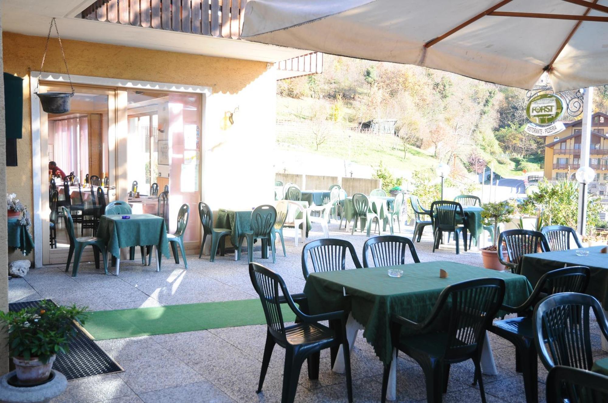 Hotel Cristina Tenno Buitenkant foto